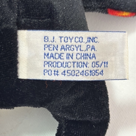 B J Toy Co Halloween 11" Black Yellow Vampire Fanged Bat Plush Flame Wings 2011 - Picture 6 of 7